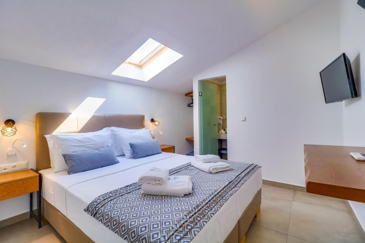 Theros Villas & Suites 克里斯阿穆迪亚 外观 照片