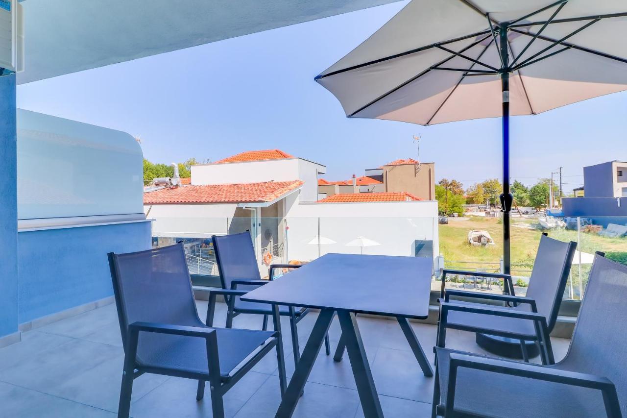 Theros Villas & Suites 克里斯阿穆迪亚 外观 照片