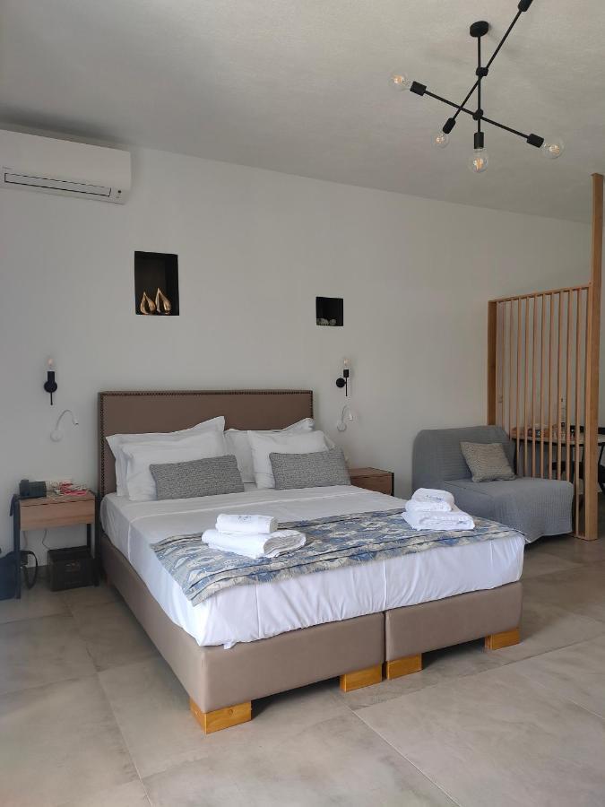 Theros Villas & Suites 克里斯阿穆迪亚 外观 照片